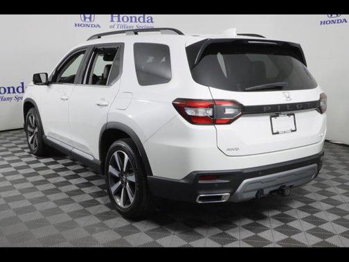 2023 Honda Pilot AWD Elite