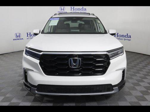 2023 Honda Pilot AWD Elite