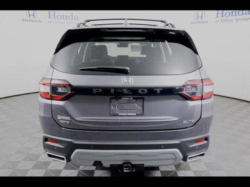 2023 Honda Pilot AWD Elite