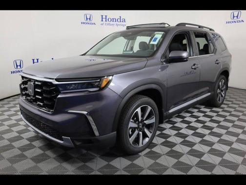 2025 Honda Pilot Touring 8-Passenger