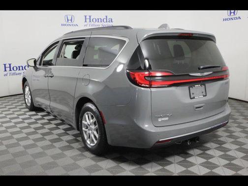 Ceramic Gray Clearcoat 2022 Chrysler Pacifica Touring L