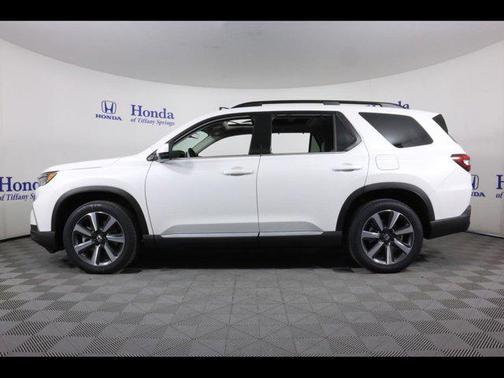 2025 Honda Pilot Touring 8-Passenger