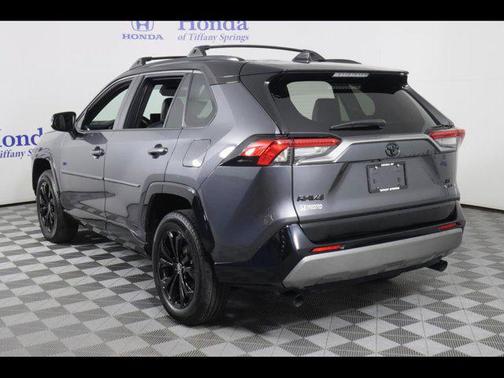 2025 Toyota RAV4 Hybrid SE