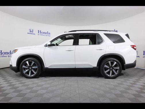 2025 Honda Pilot Touring 8-Passenger