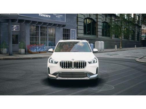 Alpine White 2026 BMW X1 xDrive28i