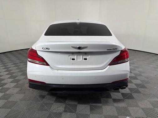 Casablanca White 2019 Genesis G70 2.0T Advanced