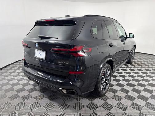 Black Sapphire Metallic 2026 BMW X5 xDrive40i