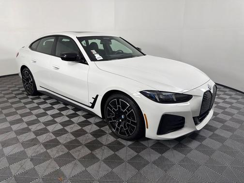 Alpine White 2026 BMW i4 Gran Coupe xDrive40
