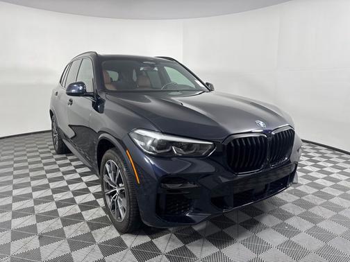 Carbon Black Metallic 2022 BMW X5 xDrive40i