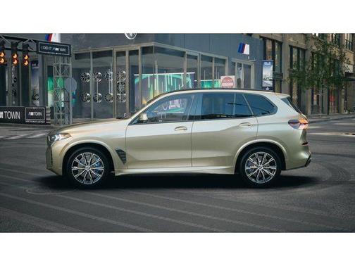 Manhattan Green Metallic 2026 BMW X5 xDrive40i