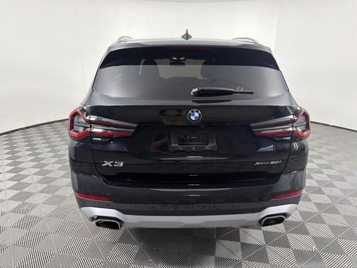 Black Sapphire Metallic 2024 BMW X3 xDrive30i