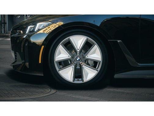 Black Sapphire Metallic 2026 BMW i4 Gran Coupe xDrive40