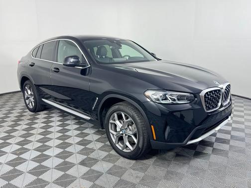 Black Sapphire Metallic 2025 BMW X4 xDrive30i