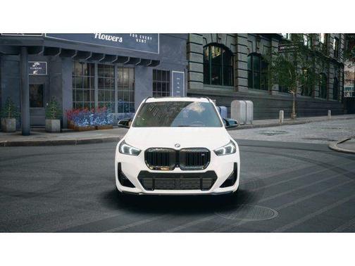 Alpine White 2026 BMW X1 M35i