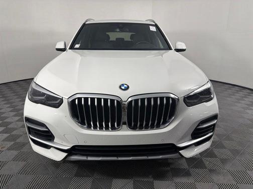 Alpine White 2023 BMW X5 xDrive40i