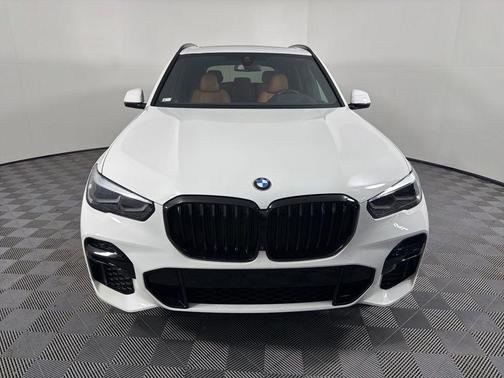 Alpine White 2023 BMW X5 xDrive40i