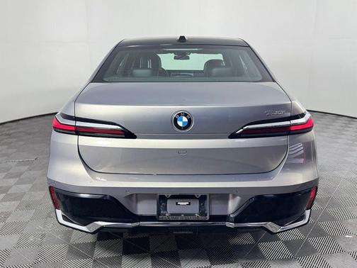 Gray Metallic 2023 BMW 740 740i