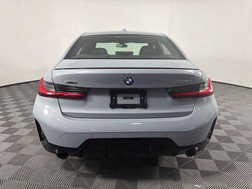 Brooklyn Gray Metallic 2025 BMW 330 i xDrive