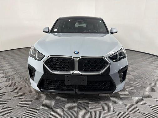 Brooklyn Gray Metallic 2025 BMW X2 xDrive28i