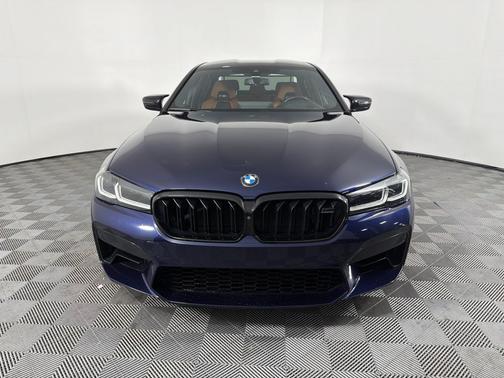 Tanzanite Blue II Metallic 2023 BMW M5 Base