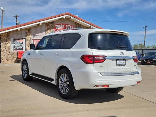 2024 INFINITI QX80 Luxe