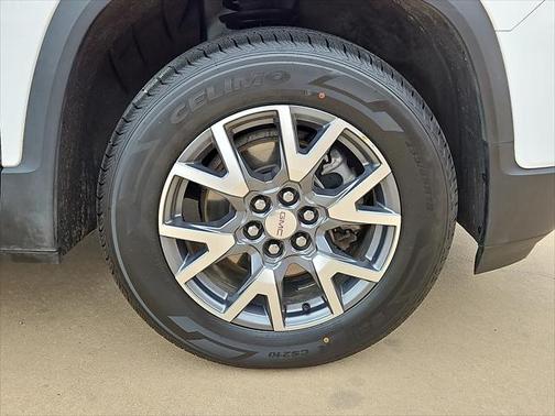 2023 GMC Acadia AWD SLT
