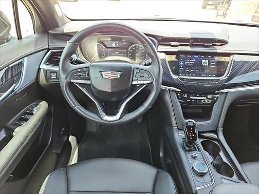 2024 Cadillac XT6 Premium Luxury AWD