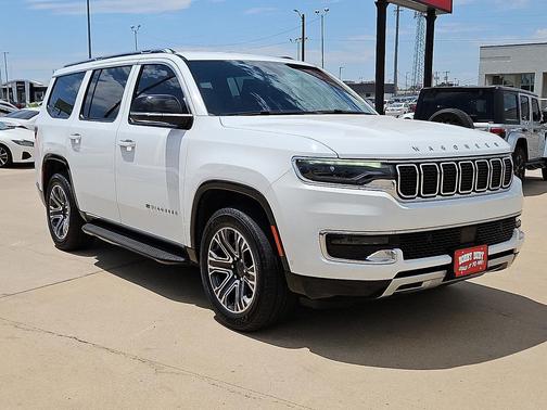 2023 Jeep Wagoneer Series II 4x2