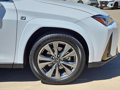 2022 Lexus UX 250h F Sport