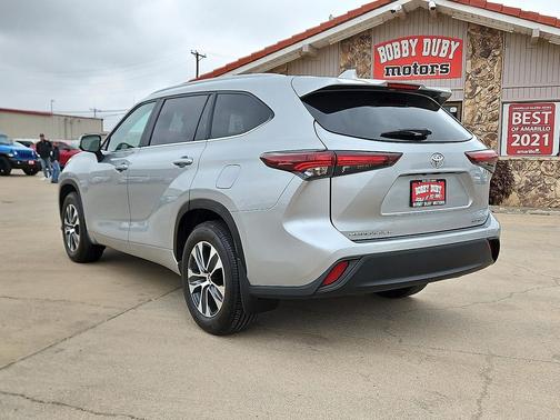 2024 Toyota Highlander XLE