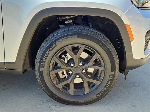 2024 Jeep Grand Cherokee Altitude