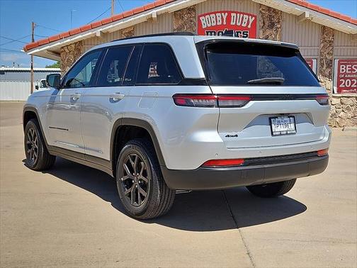 2024 Jeep Grand Cherokee Altitude