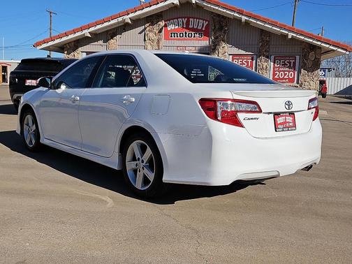 2014 Toyota Camry SE