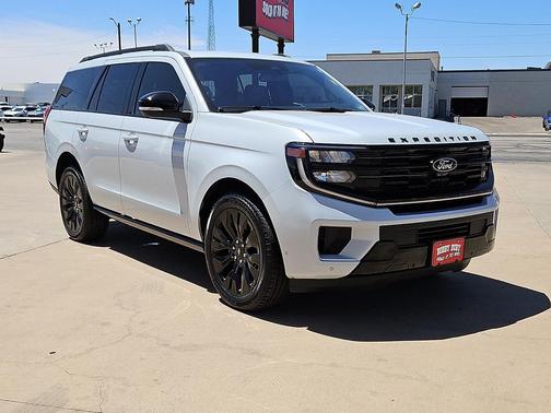 Space Silver Metallic 2025 Ford Expedition Platinum