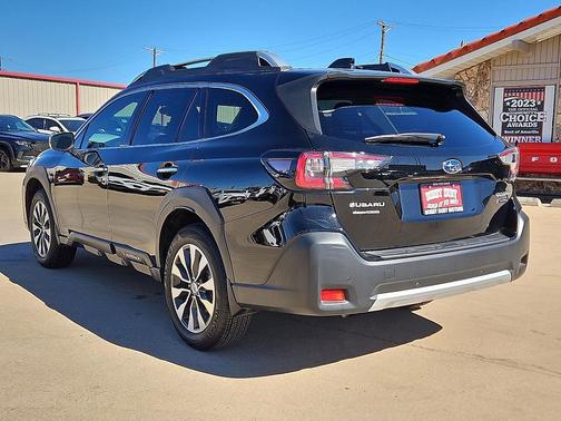 2025 Subaru Outback Touring