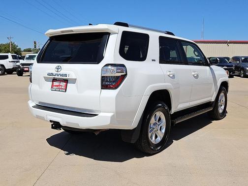 2024 Toyota 4Runner SR5 Premium
