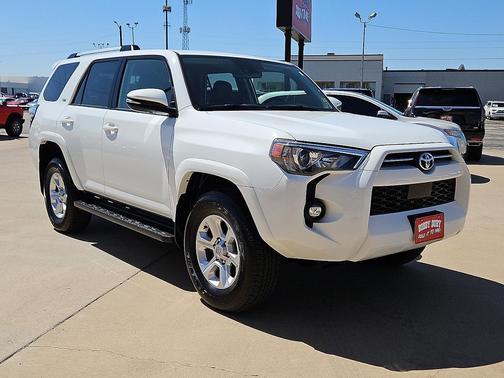 2024 Toyota 4Runner SR5 Premium