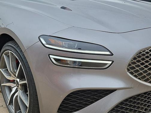 Savile Silver 2025 Genesis G70 2.5T RWD