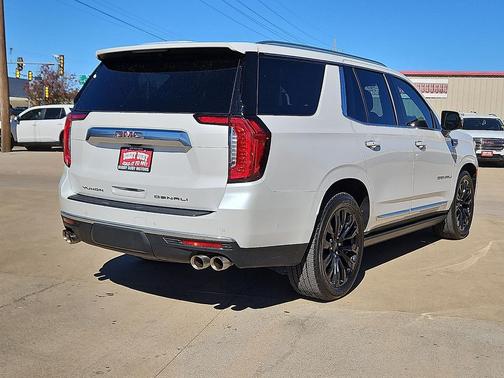 2023 GMC Yukon Denali