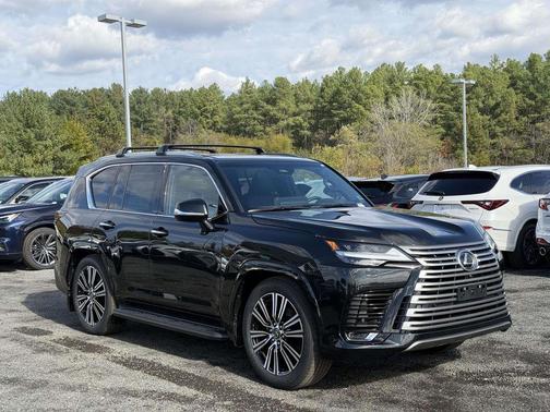 2025 Lexus LX 600 Luxury