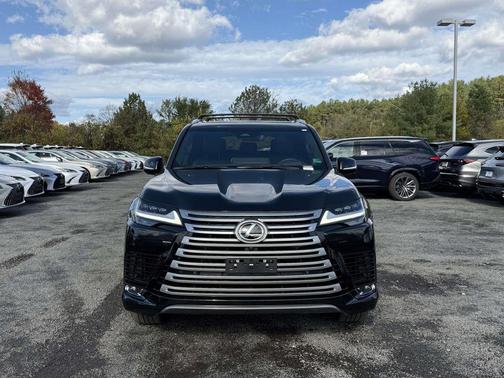 2025 Lexus LX 600 Luxury