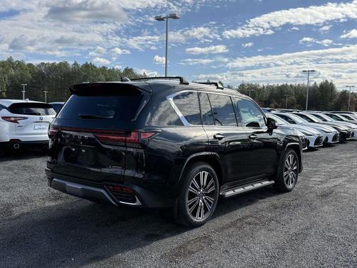 2025 Lexus LX 600 Luxury