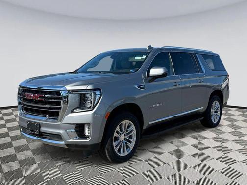 Sterling Metallic 2023 GMC Yukon XL SLT