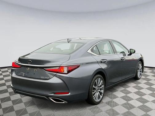 2019 Lexus ES 350 Base