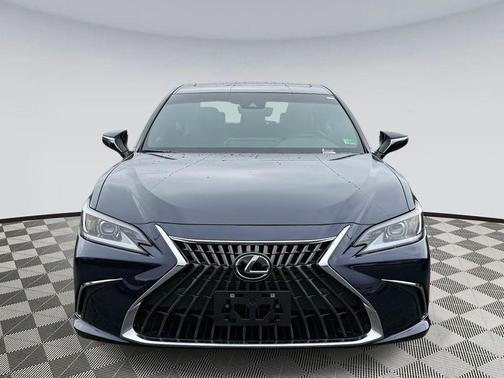 2025 Lexus ES 300h Premium