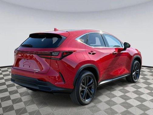 2025 Lexus NX 450h+ Luxury
