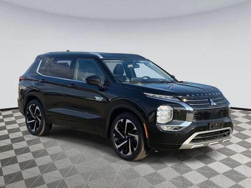 2023 Mitsubishi Outlander PHEV SEL