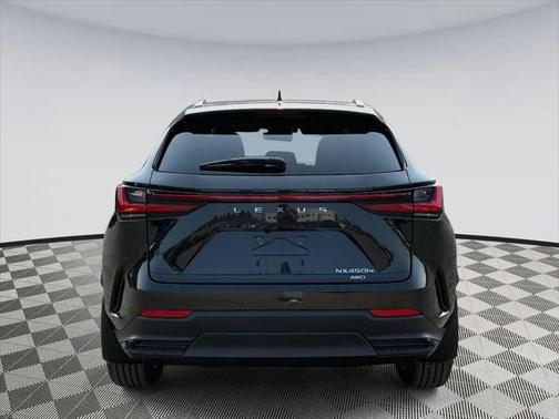 2025 Lexus NX 450h+ Luxury