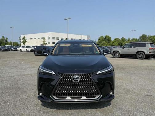 2025 Lexus NX 450h+ Luxury