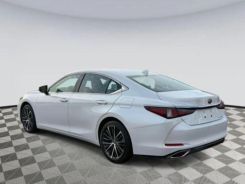 2025 Lexus ES 350 Premium
